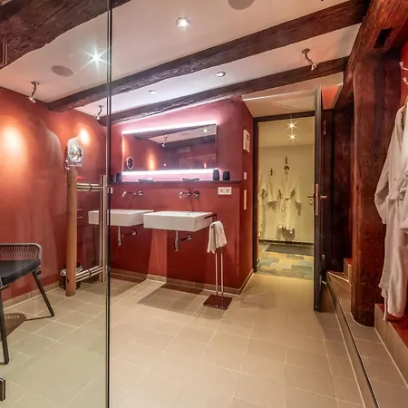 Daire Oberstaader Galerie